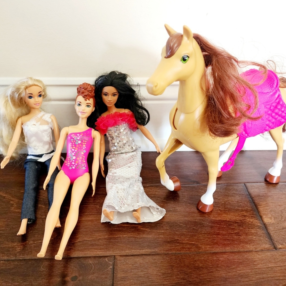3 Barbie Dolls and Barbie  Horse  with Saddleback